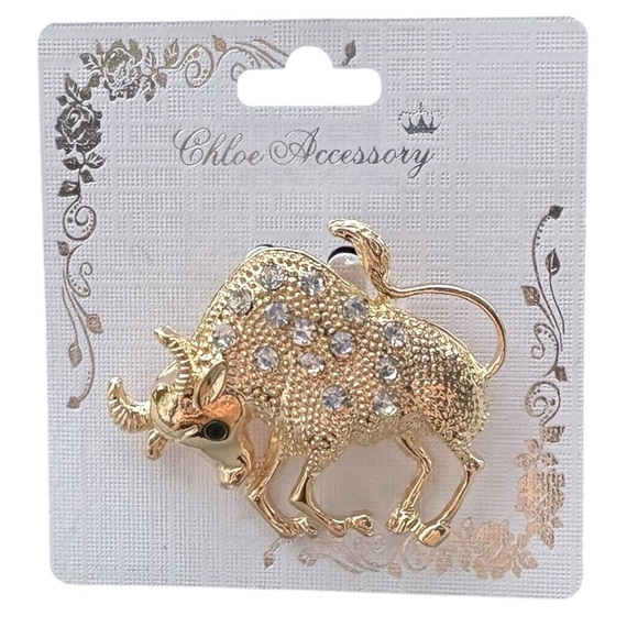 3/$25 Chloe Accessory Gold Tone Taurus Zodiac Bull Pin Brooch - Picture 1 of 1